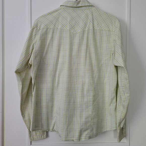 AURA Wrangler Plaid Button Down Top Large - Picture 6 of 8